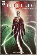 Load image into Gallery viewer, The X-Files X-Mas Special 2016 IDW Comics