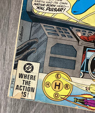 Load image into Gallery viewer, The New Adventures of Superboy No. #31 1982 DC Comics