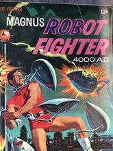 Load image into Gallery viewer, Magnus Robot Fighter 4000AD No. #17 1967 Gold Key Comics