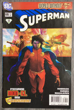 Load image into Gallery viewer, Superman No. #686 2009 DC Comics
