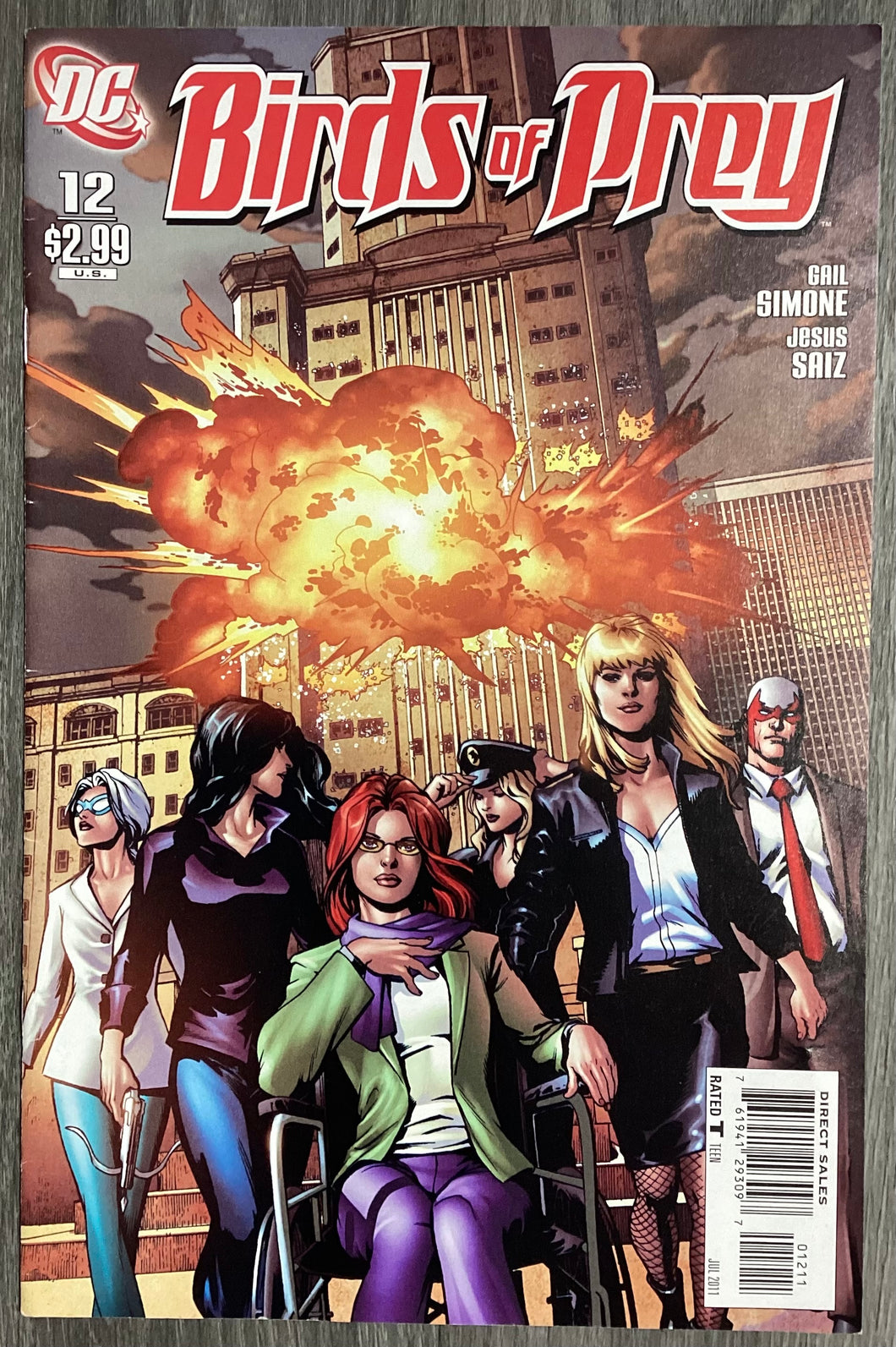 Birds of Prey No. #12 2011 DC Comics