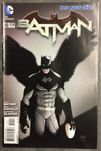 Load image into Gallery viewer, Batman (New 52) No. #10 2012 DC Comics
