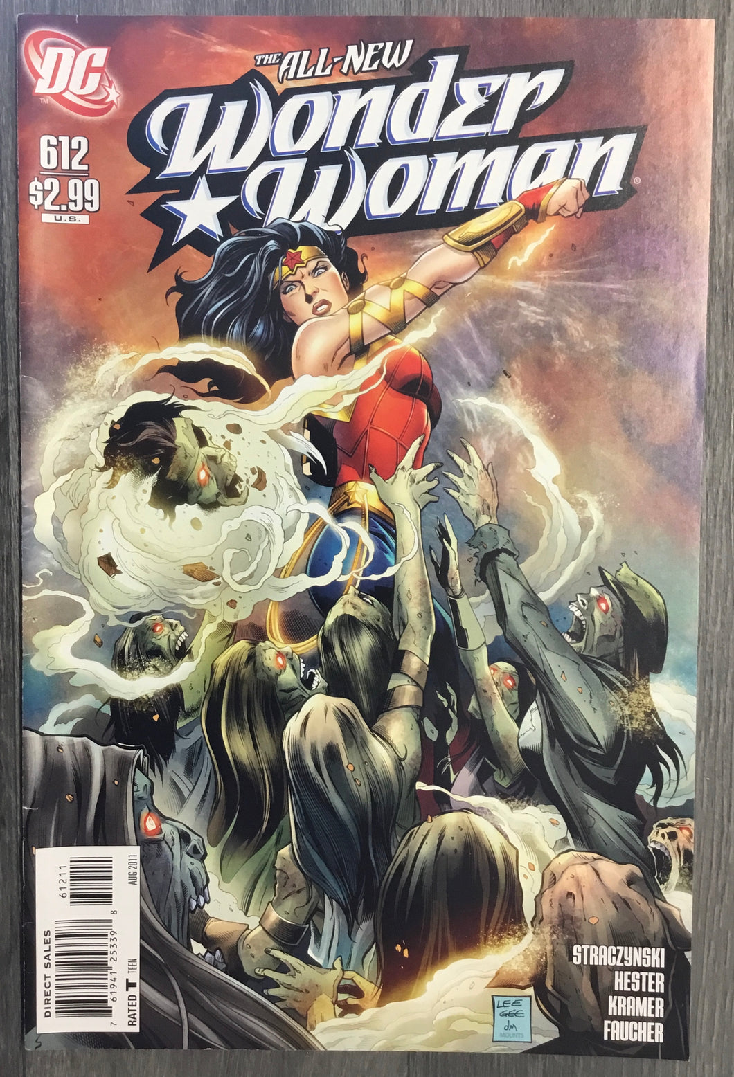 Wonder Woman No. #612 2011 DC Comics