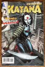Load image into Gallery viewer, Katana (New 52) No. #1 2013 DC Comics
