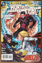 Load image into Gallery viewer, Worlds’ Finest No. #21 2014 DC Comics
