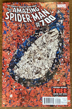 Load image into Gallery viewer, Amazing Spider-Man No. #700 2013 Marvel Comics

