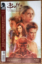Load image into Gallery viewer, Buffy the Vampire Slayer Season 8 No. #26 2009 Dark Horse Comics
