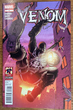 Load image into Gallery viewer, Venom No. #22 2012 Marvel Comics
