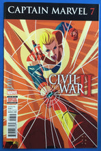 Load image into Gallery viewer, Captain Marvel No. #7 2016 Marvel Comics
